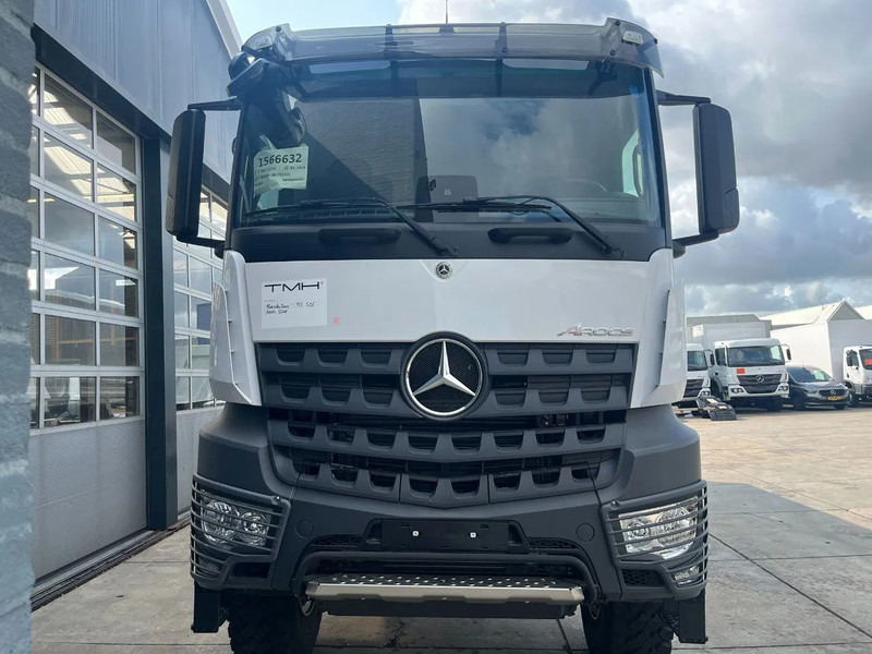 Mercedes-Benz Arocs 3340 A 6x6 Cargo Truck - Lastbil med presenning: billede 4 Mercedes-Benz Arocs 3340 A 6x6 Cargo Truck - Lastbil med presenning: billede 4