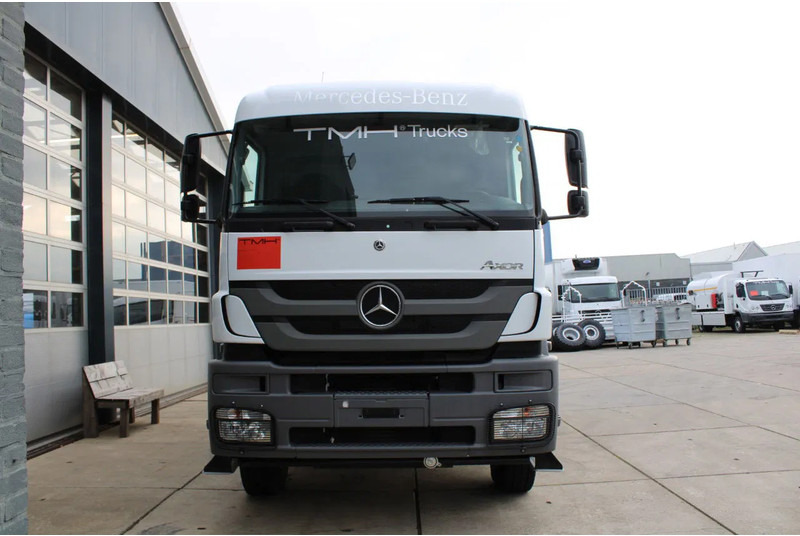 Mercedes-Benz Axor 3344 K 6x4 Tipper Truck - Tipvogn lastbil: billede 5 Mercedes-Benz Axor 3344 K 6x4 Tipper Truck - Tipvogn lastbil: billede 5