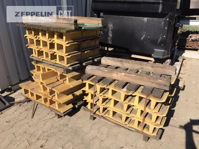 Cat Bodenplatten 610 mm - Reservedel for Bæltegravemaskine: billede 1 Cat Bodenplatten 610 mm - Reservedel for Bæltegravemaskine: billede 1