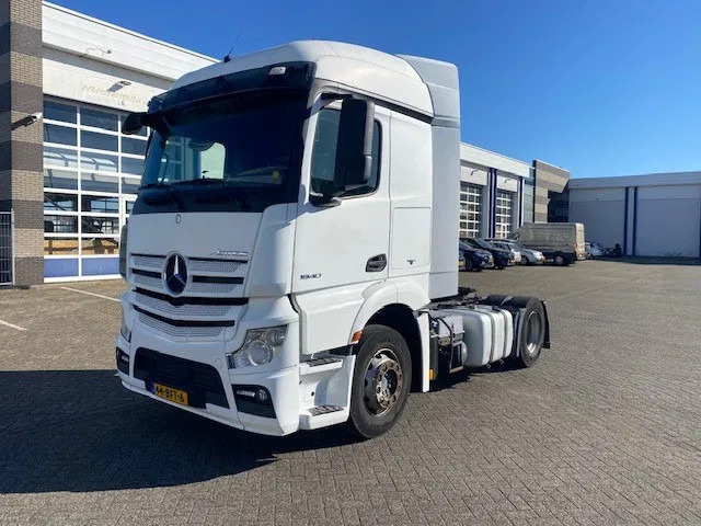 Mercedes-Benz Actros 1840 stream space cabine met spoilers fenders en zonneklep, apk gekeurd. - Trækker: billede 1 Mercedes-Benz Actros 1840 stream space cabine met spoilers fenders en zonneklep, apk gekeurd. - Trækker: billede 1