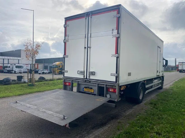 Volvo FM 330 koel vries 2 temperaturen ,CARRIER,met tussenwand, zijdeur en laadklep - Kølevogn lastbil: billede 3 Volvo FM 330 koel vries 2 temperaturen ,CARRIER,met tussenwand, zijdeur en laadklep - Kølevogn lastbil: billede 3