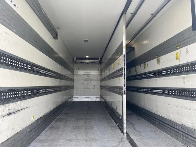 Volvo FM 330 koel vries 2 temperaturen ,CARRIER,met tussenwand, zijdeur en laadklep - Kølevogn lastbil: billede 4 Volvo FM 330 koel vries 2 temperaturen ,CARRIER,met tussenwand, zijdeur en laadklep - Kølevogn lastbil: billede 4