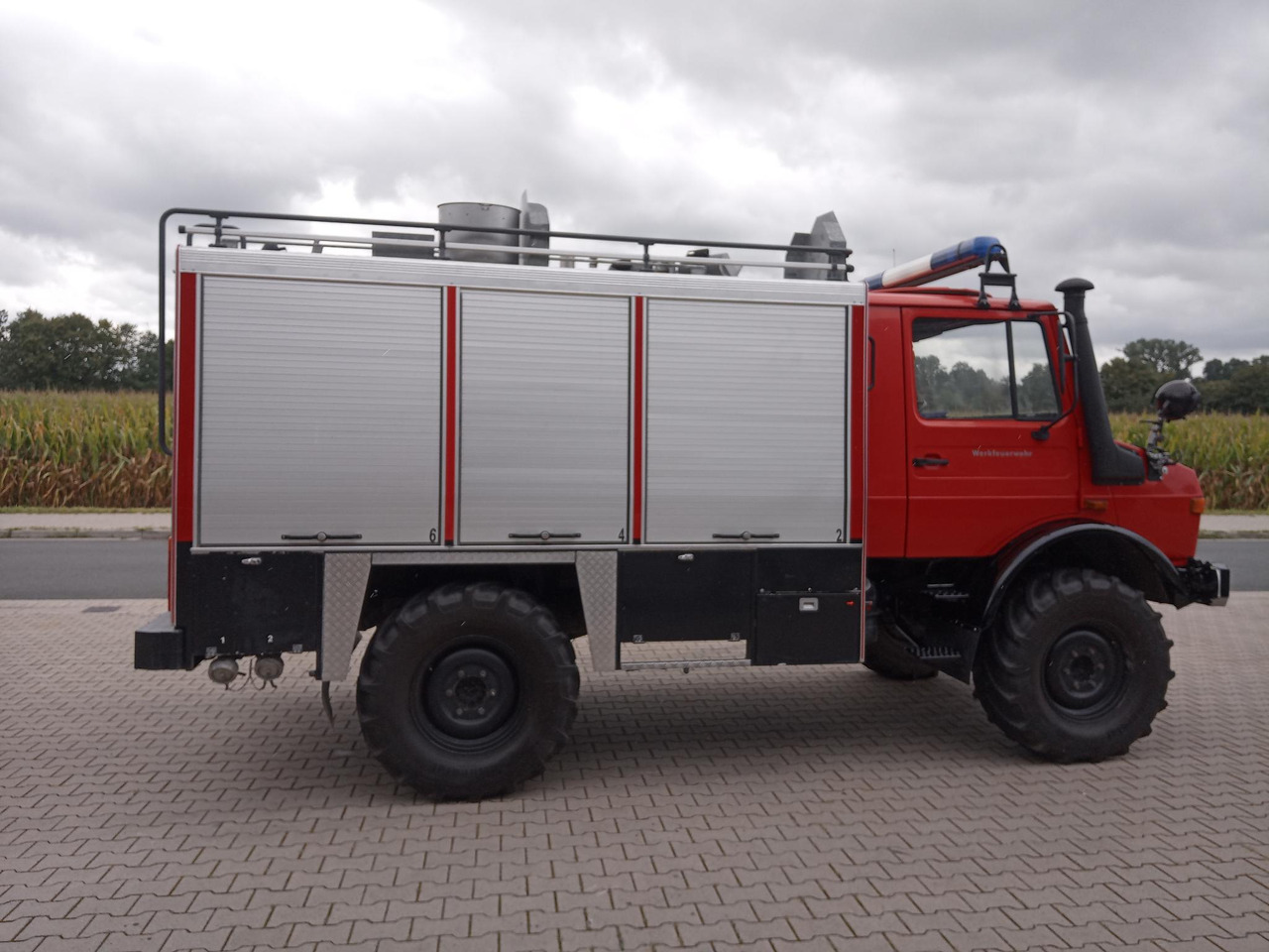 Mercedes Benz Unimog U1300L Unimog Firetruck - Brandbil: billede 4 Mercedes Benz Unimog U1300L Unimog Firetruck - Brandbil: billede 4