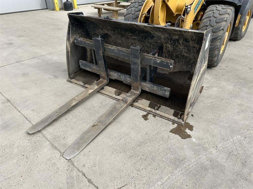 CAT 906M (8758) - Minilæsser: billede 5 CAT 906M (8758) - Minilæsser: billede 5