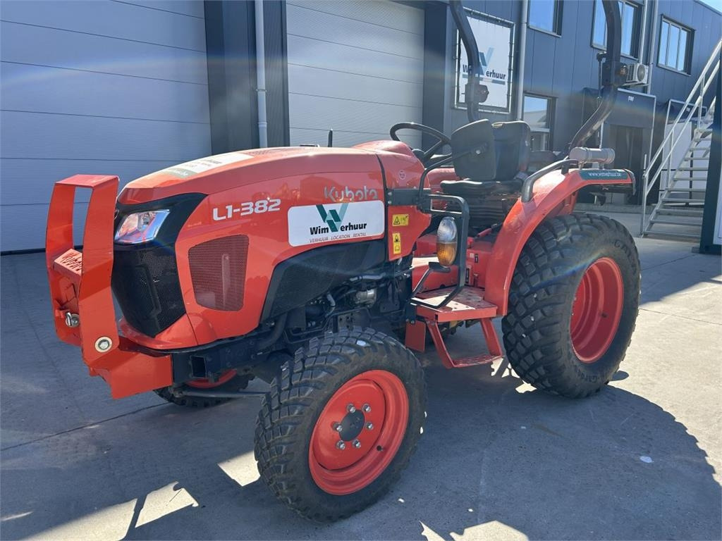 Kubota L1-382 (5283) - Kommunal traktor: billede 2 Kubota L1-382 (5283) - Kommunal traktor: billede 2