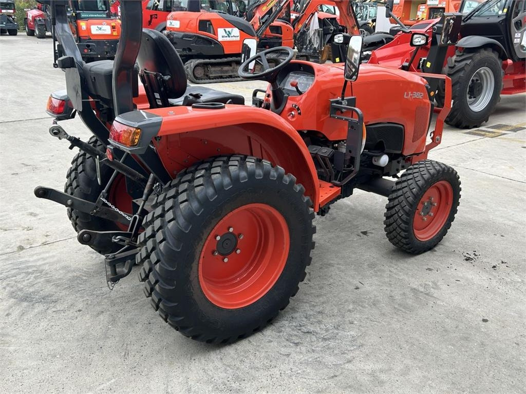 Kubota L1-382 (7325) - Kommunal traktor: billede 4 Kubota L1-382 (7325) - Kommunal traktor: billede 4