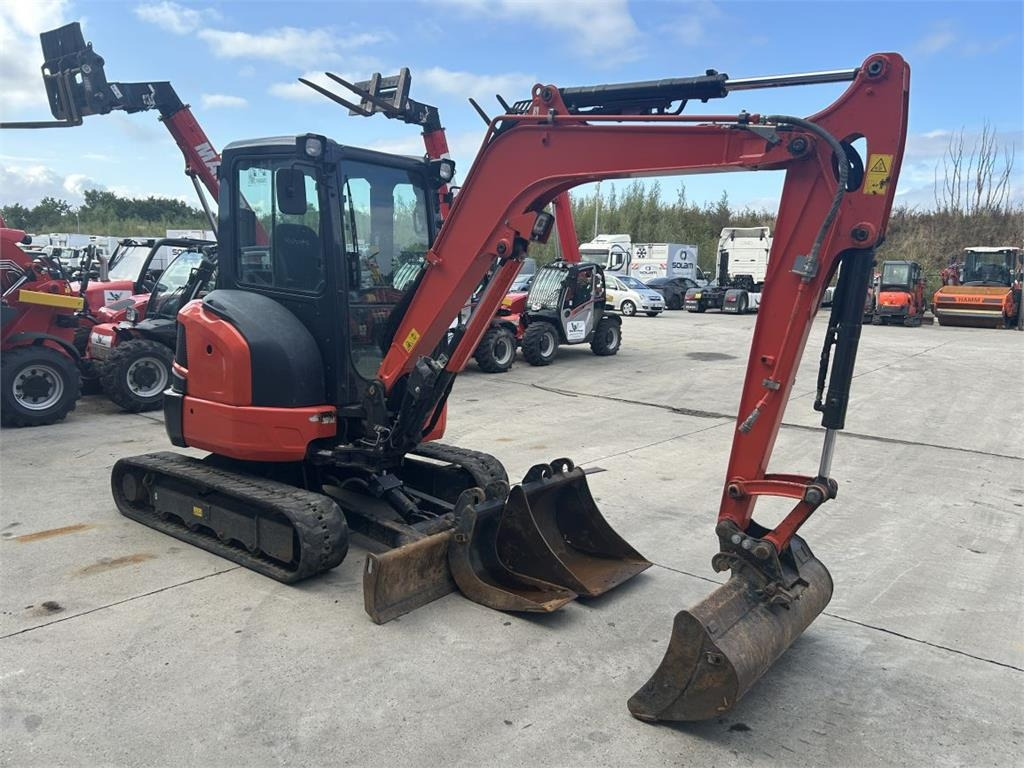 Kubota U36-4 (7398) - Minigravemaskine: billede 3 Kubota U36-4 (7398) - Minigravemaskine: billede 3