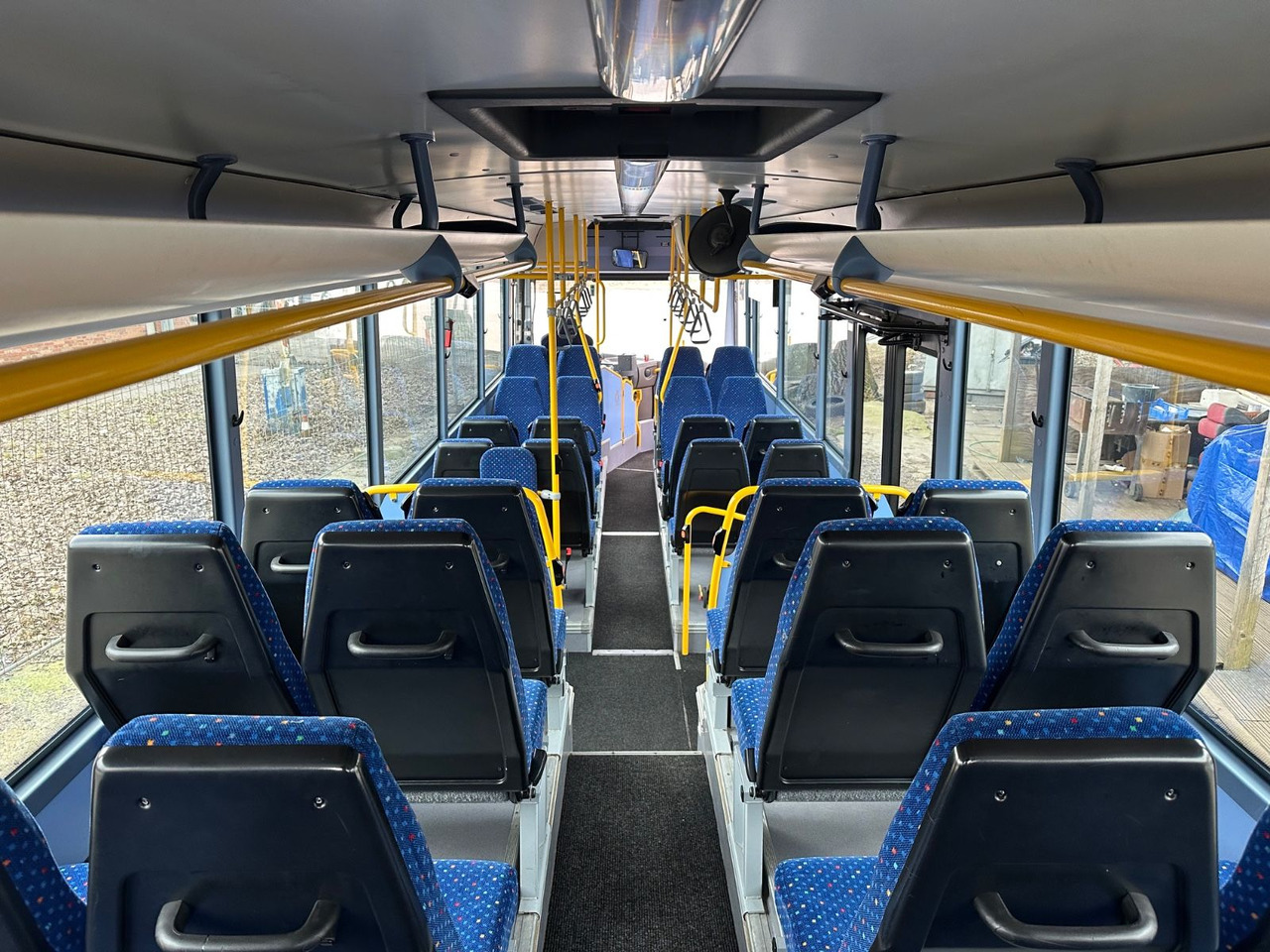 Leje en Iveco Irisbus Crossway LE SFR 162 *AC*100 km/h*Schalt Iveco Irisbus Crossway LE SFR 162 *AC*100 km/h*Schalt Iveco Irisbus Crossway LE SFR 162 *AC*100 km/h*Schalt Iveco Irisbus Crossway LE SFR 162 *AC*100 km/h*Schalt: billede 15