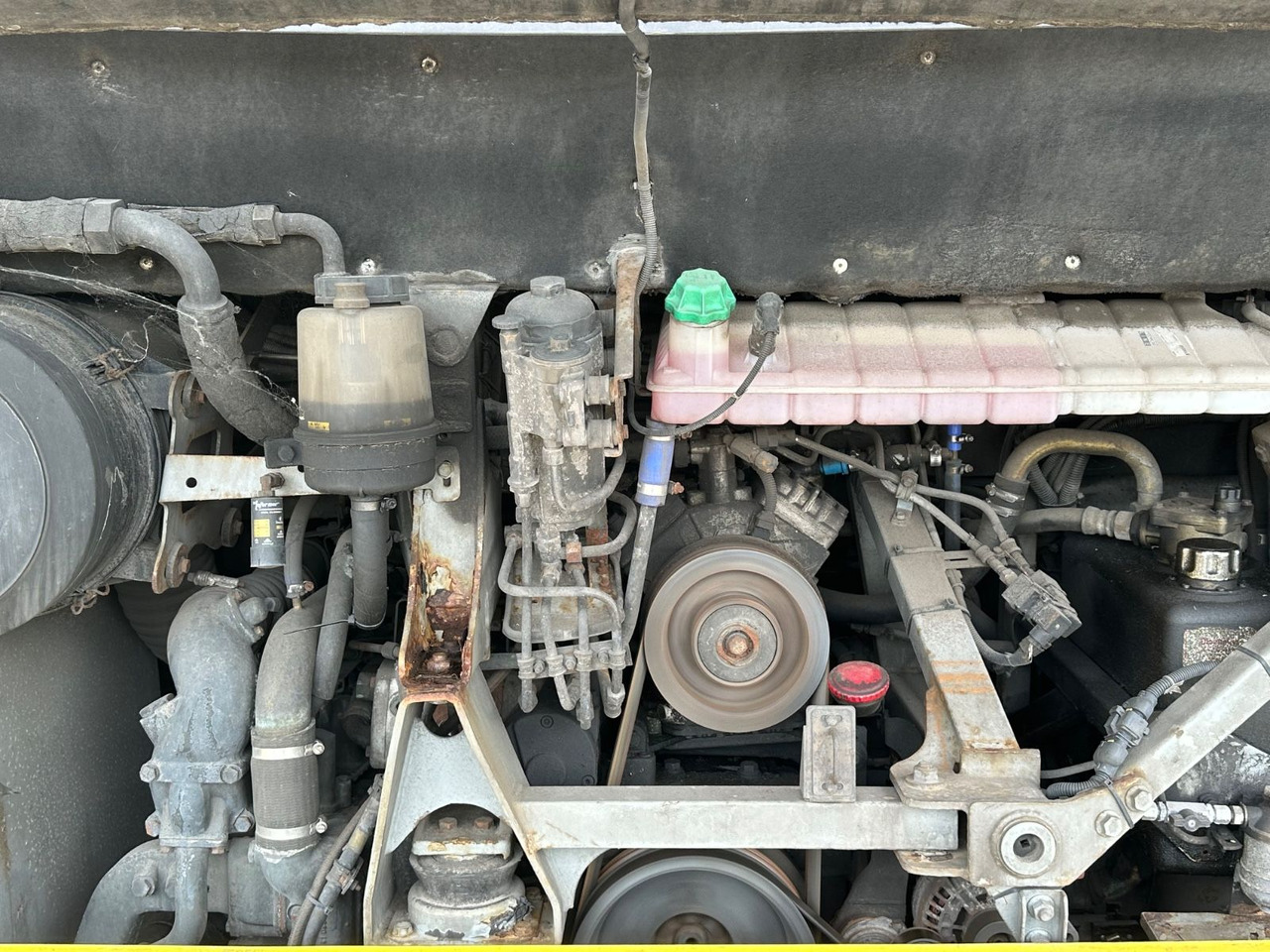 Neoplan P25 Trendliner 3516ÜC Klimaanlage*WC*57 Sitze Neoplan P25 Trendliner 3516ÜC Klimaanlage*WC*57 Sitze - Turistbus: billede 3 Neoplan P25 Trendliner 3516ÜC Klimaanlage*WC*57 Sitze Neoplan P25 Trendliner 3516ÜC Klimaanlage*WC*57 Sitze - Turistbus: billede 3