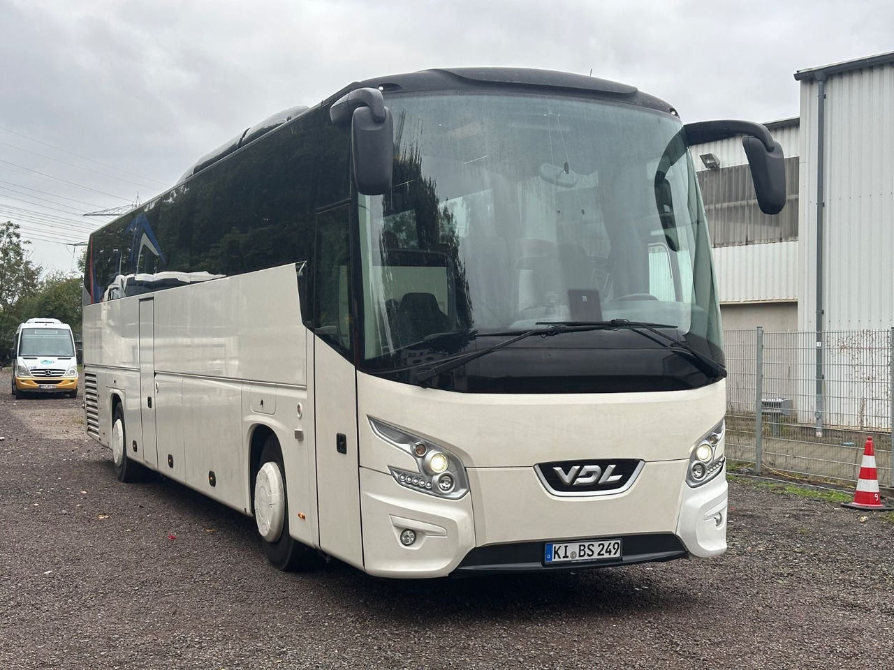 VDL Futura FHD 2-129 (Tourismo M*516 HD) - Turistbus: billede 1 VDL Futura FHD 2-129 (Tourismo M*516 HD) - Turistbus: billede 1